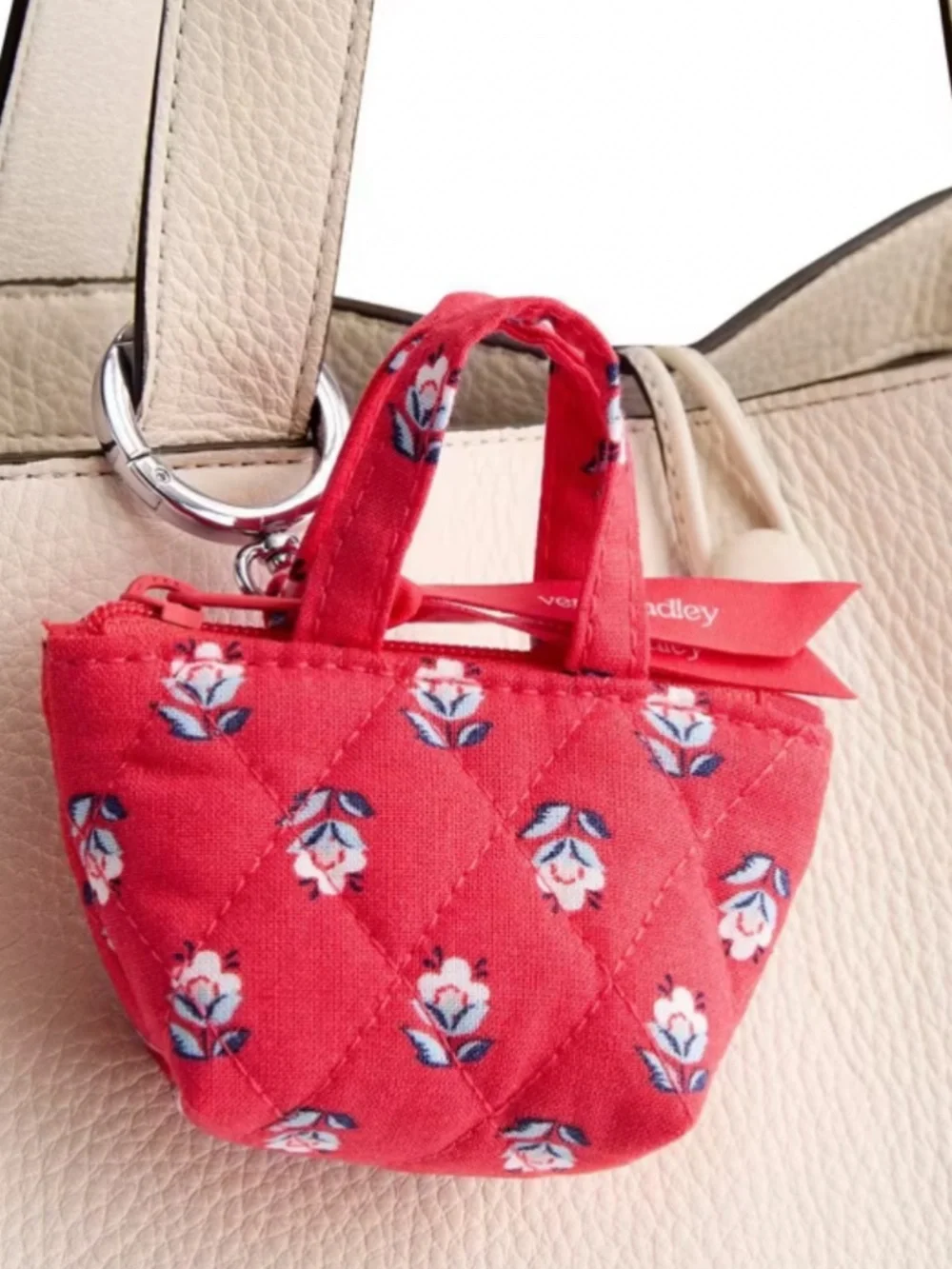 Vera Bradley Hibiscus Bluebell Ditsy Essential Mini Tote Bag Charm - Red